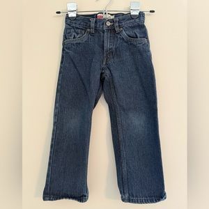 Levi’s 549 Relaxed Straight Fit Boys Jeans. Size 5 Reg.